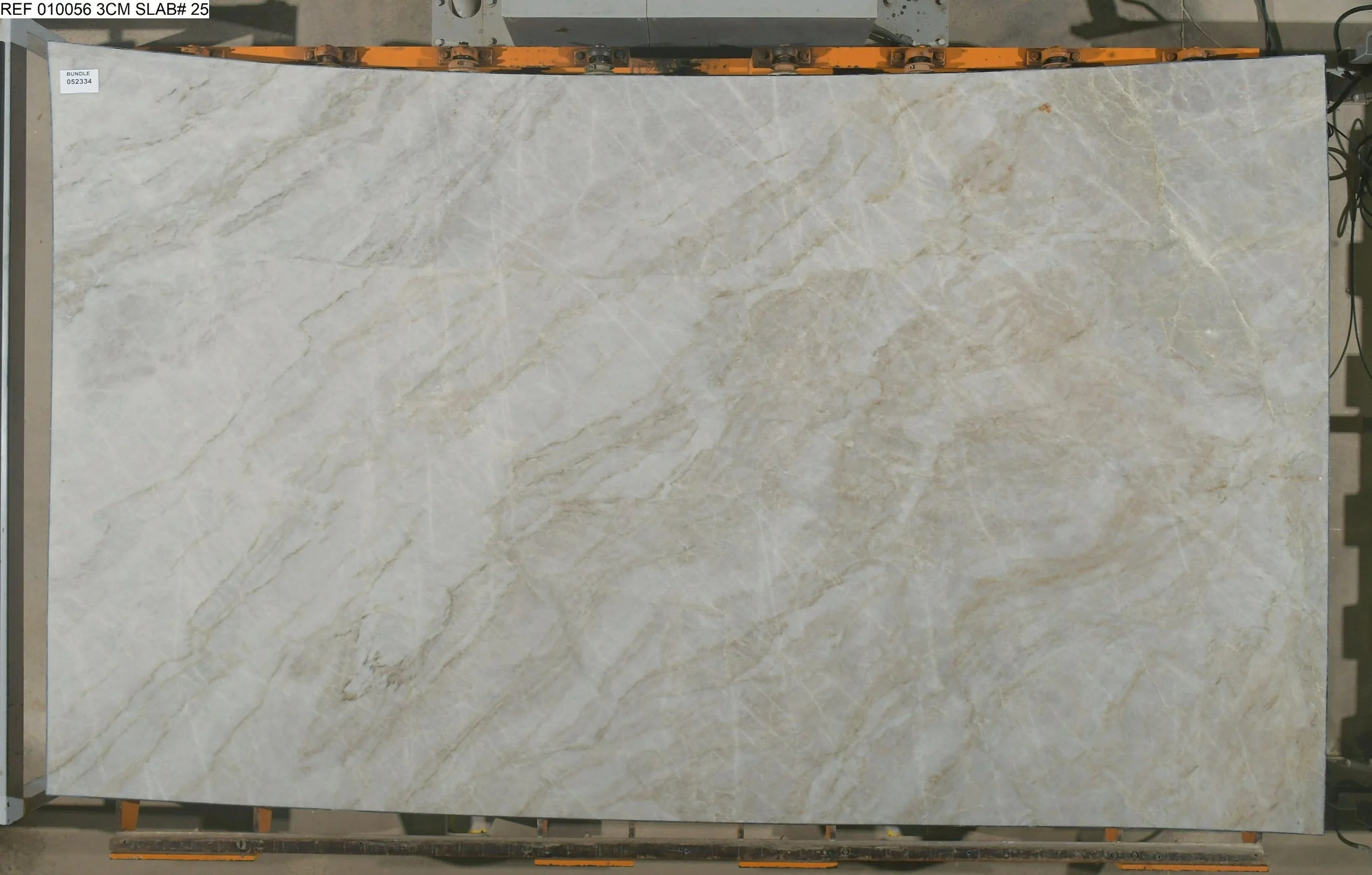 PERLA VENATA QUARTZITE