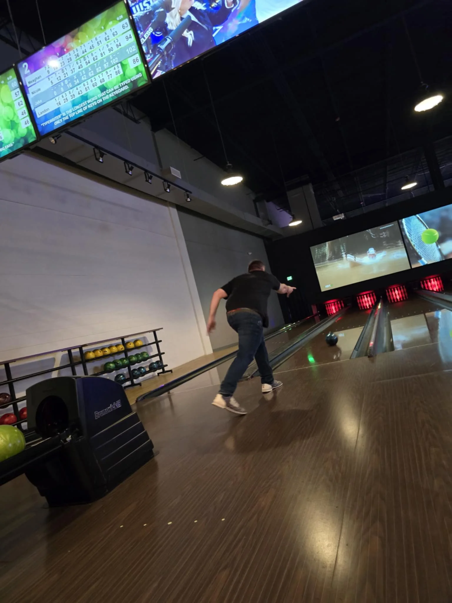 ksb spring event sratosphere axe bowl (23).jpeg