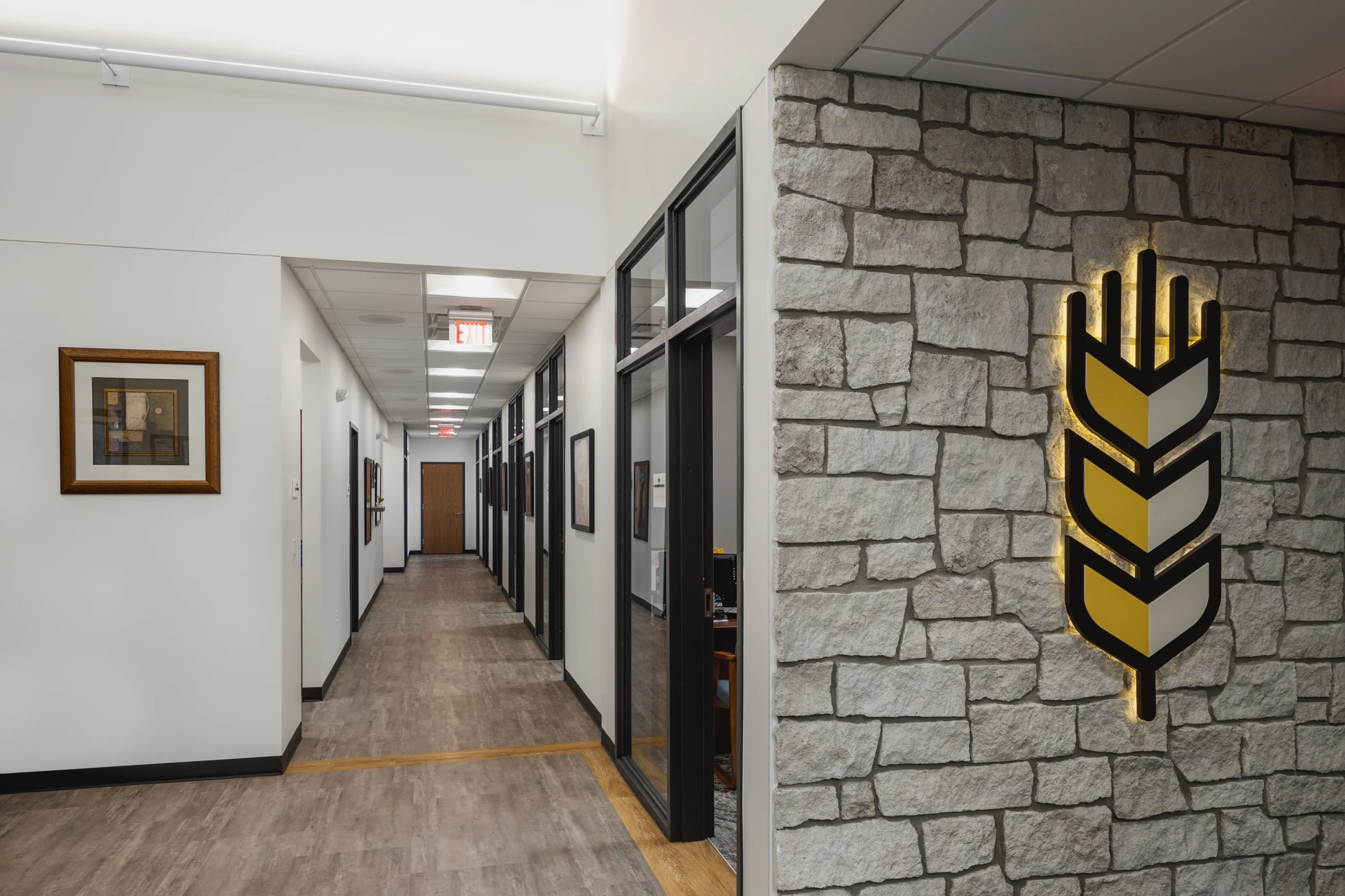 Banner Capital Bank_website-10.jpg