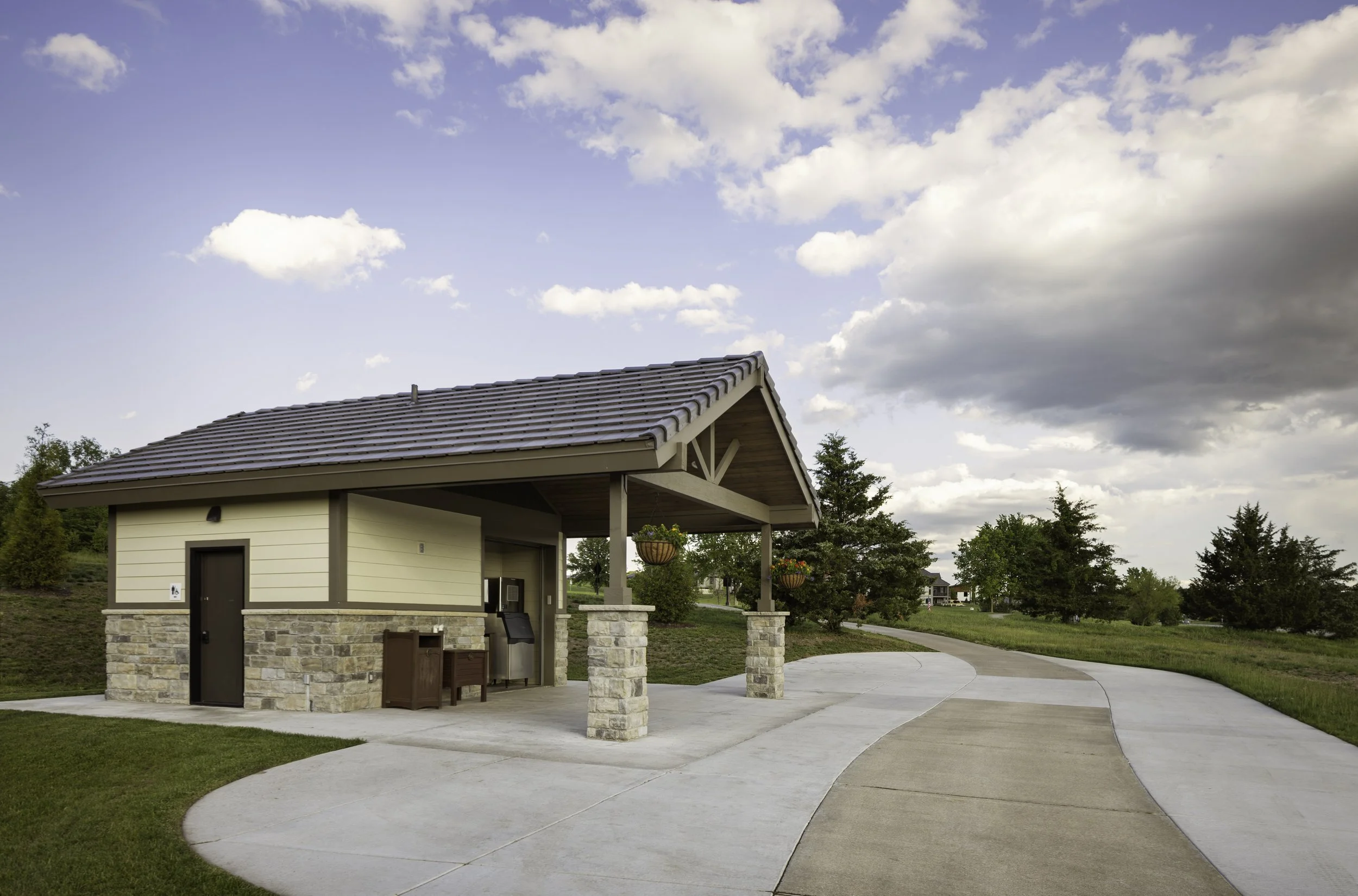 Loch Lloyd Course Restroom-1.jpg