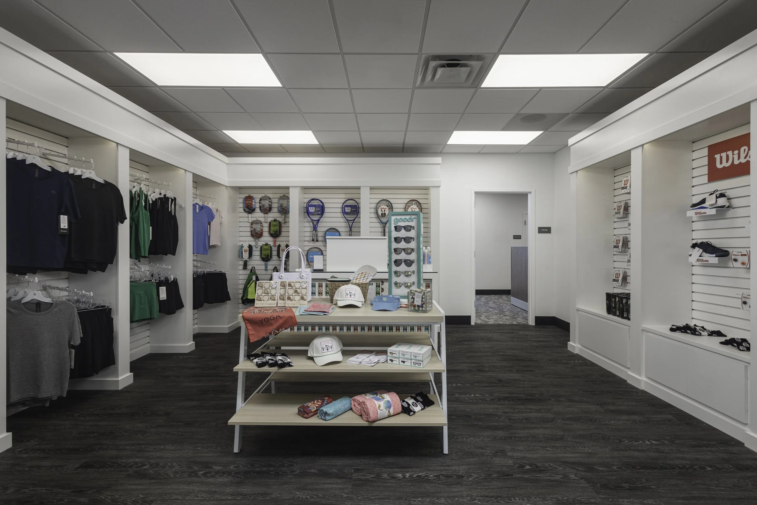 Loch Lloyd Rec Center-web-33.jpg