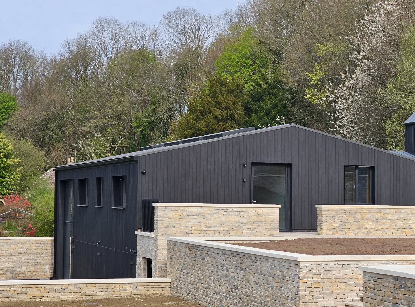 Nearing Completion #charlesmullineuxdesign 
.
.
.
.
.
#architecture #construction #Design #moderndesign #modernarchitecture #housedesign #architecturephotography #architecturelover #architecturestudent #architecturedesign #architectures #architecture