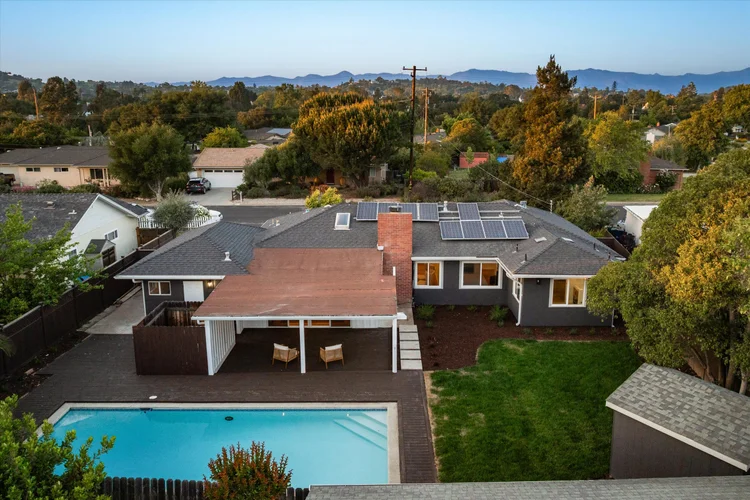 1570 Mountain View Drive — property photograph 25
