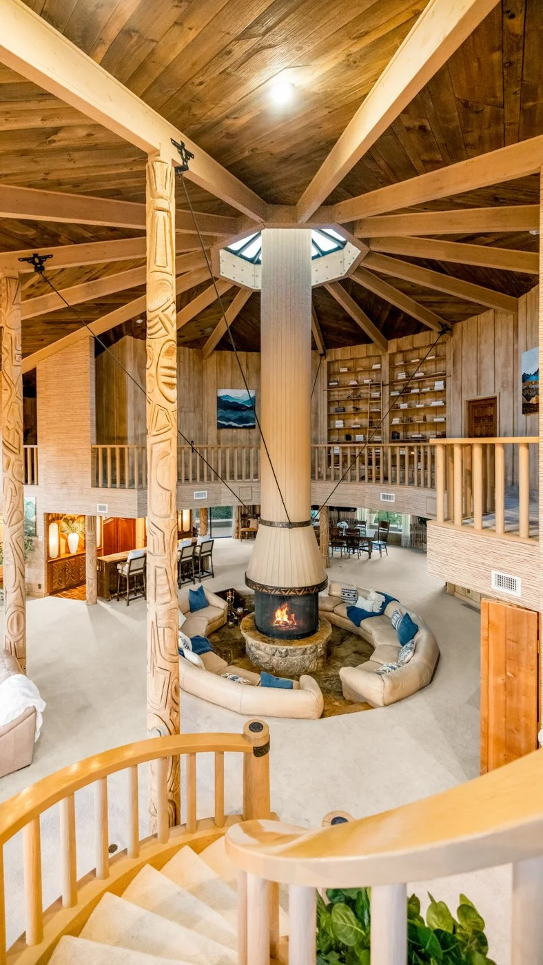 Circle K Ranch — round house photograph 71