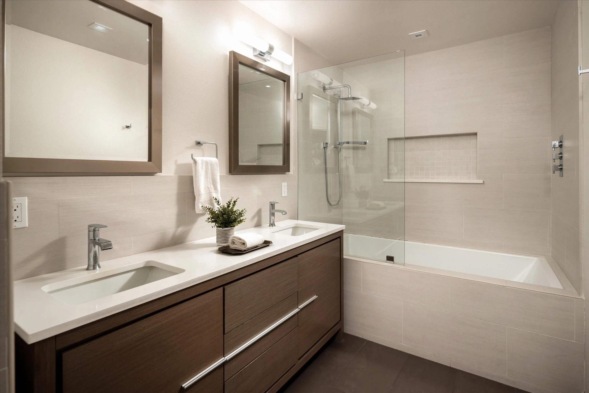 21-68 Hickory Way - 21.jpg