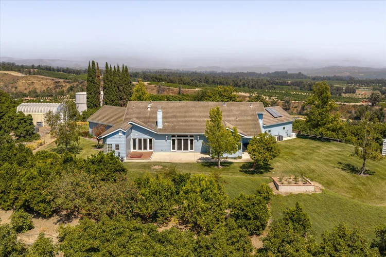 Half Barrel Ranch — property photograph 27