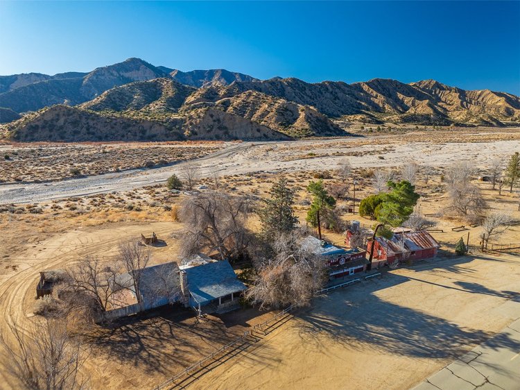 The Halfway Station — property photograph 41