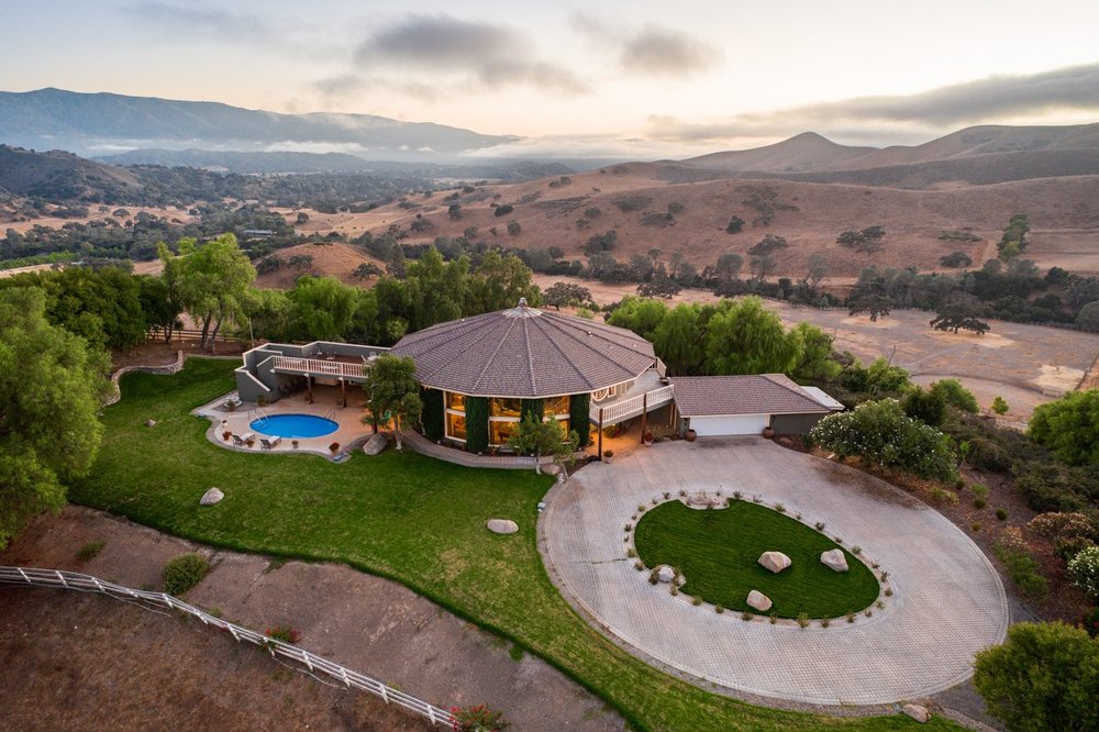 The Round House.