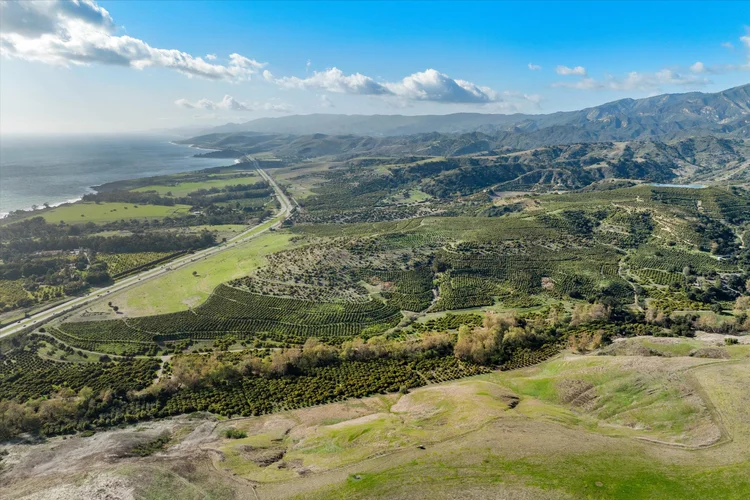 North Dos Pueblos Ranch — aerial property photograph 2