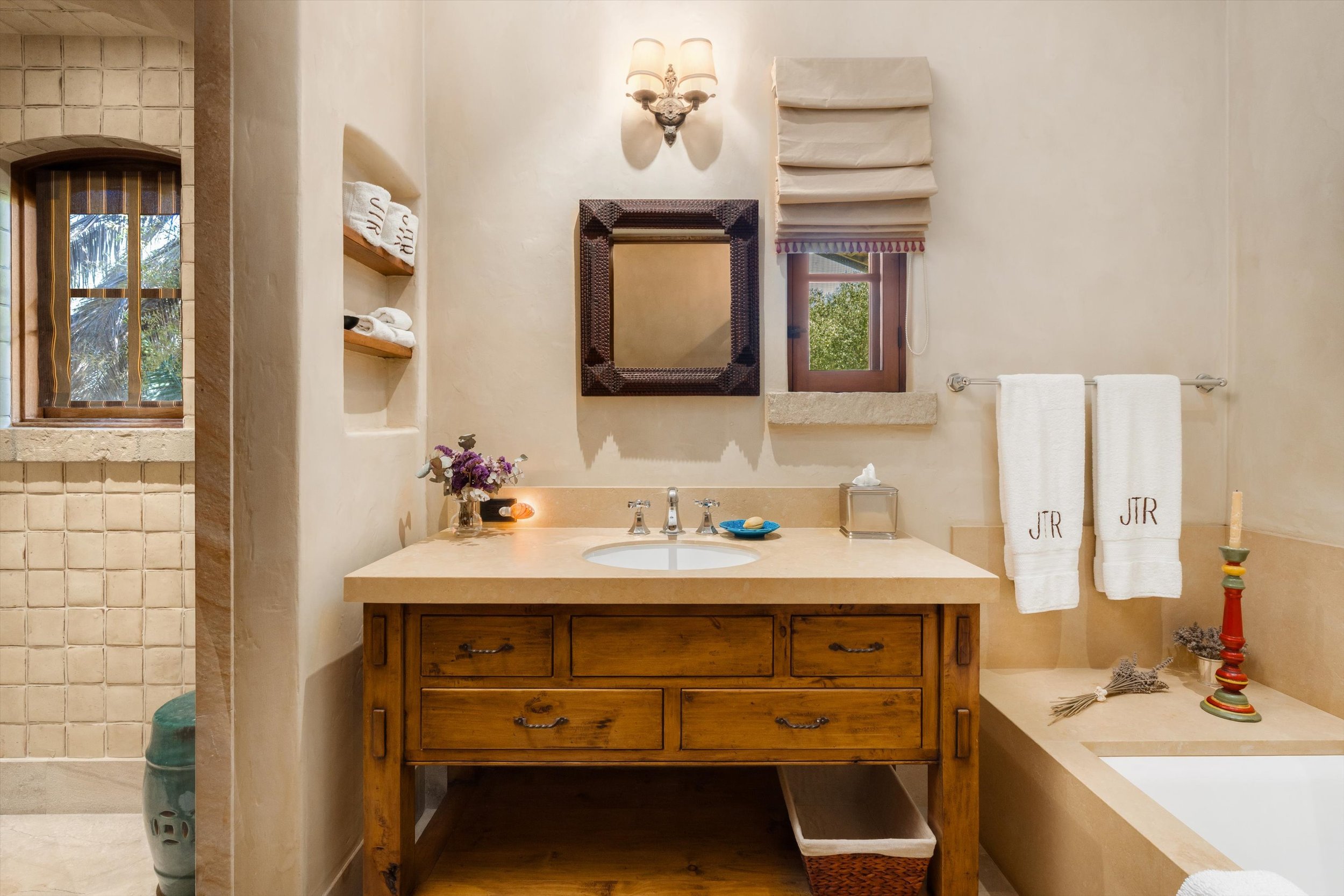 032-1915 Monte Alegre Dr-32.jpg