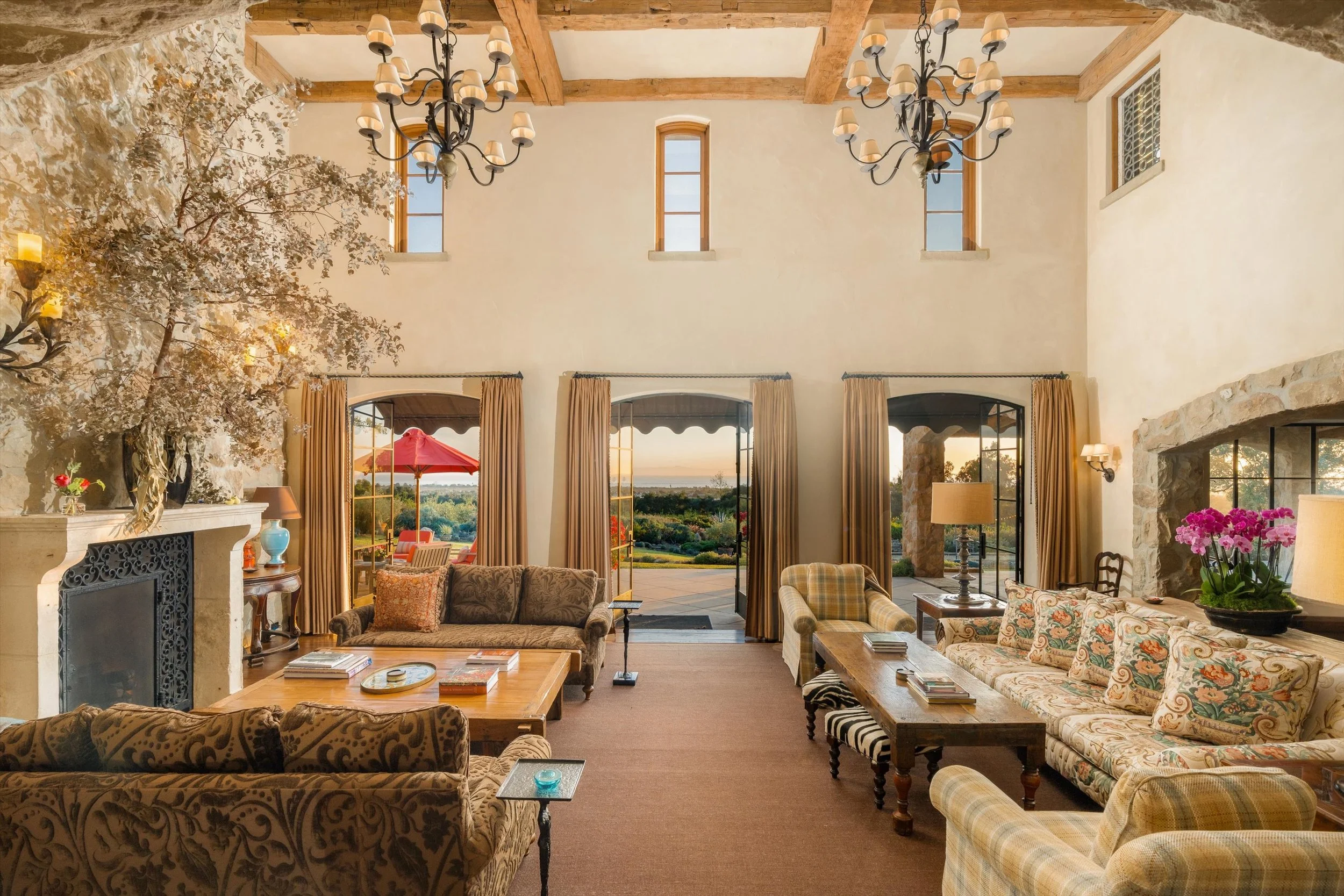 010-1915 Monte Alegre Dr-10.jpg