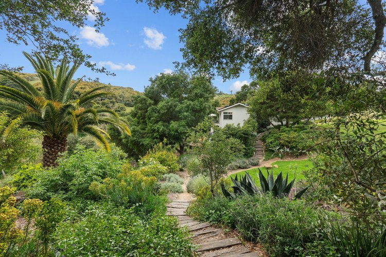 10697 Calle Quebrada — property photograph 47