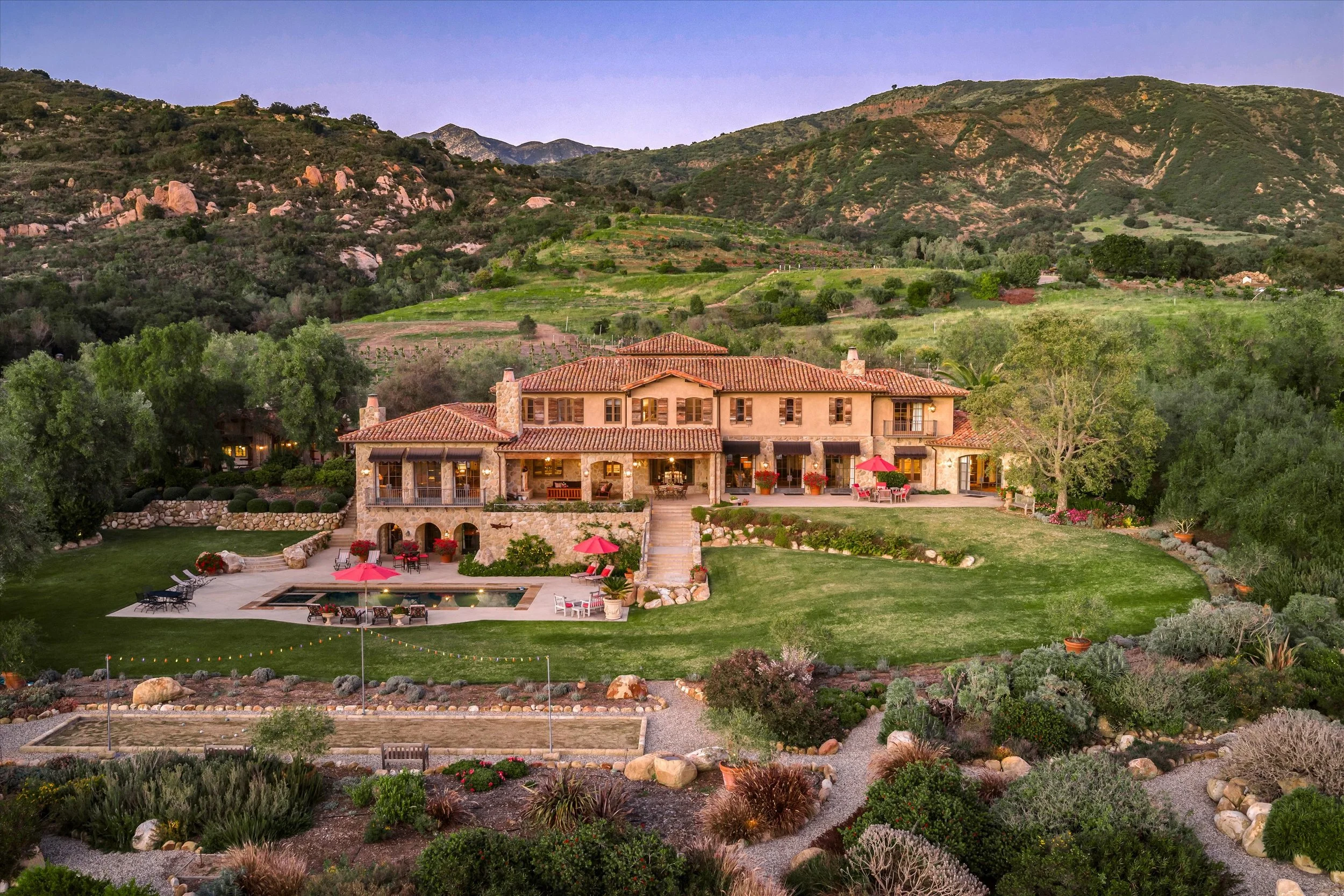 001-1915 Monte Alegre Dr-1.jpg