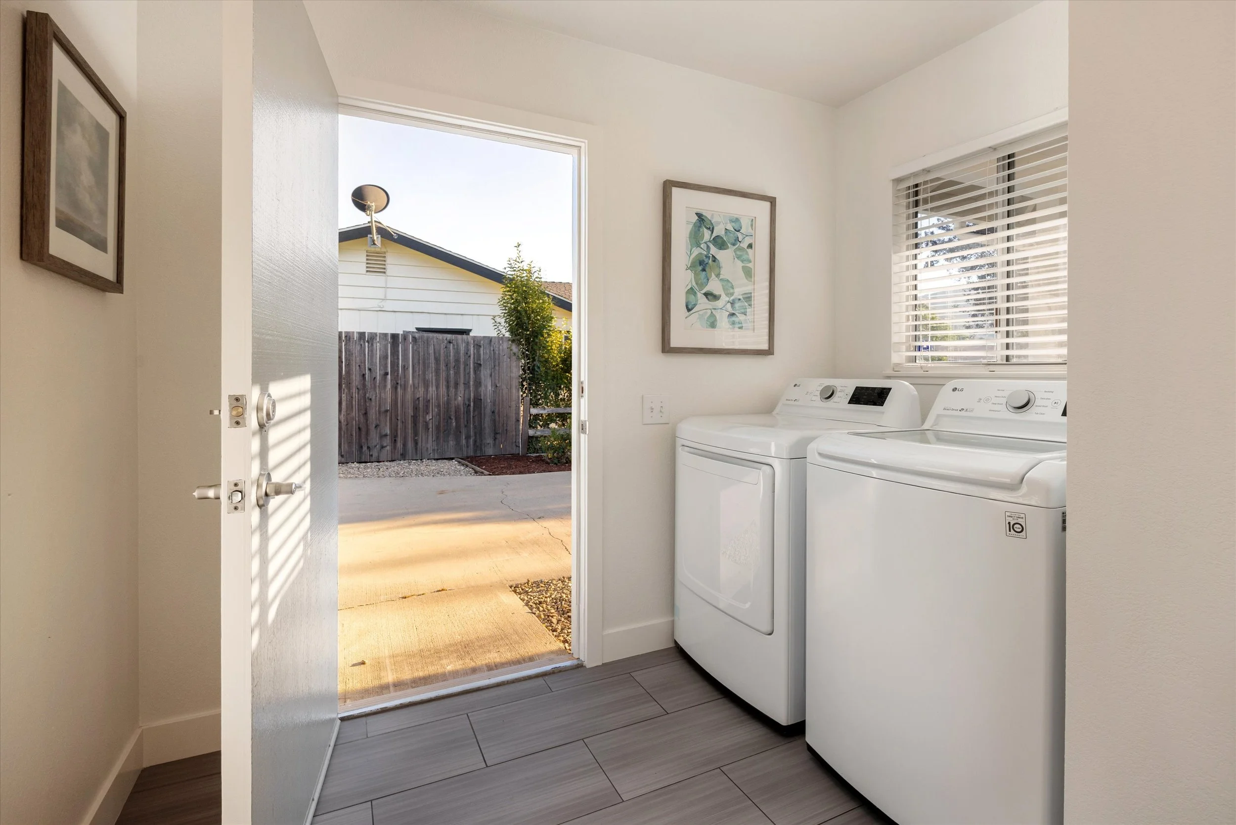 08-68 Hickory Way - 8.jpg