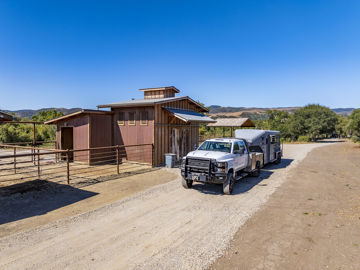 Big Bend Ranch - Built to Work - Web-03.png