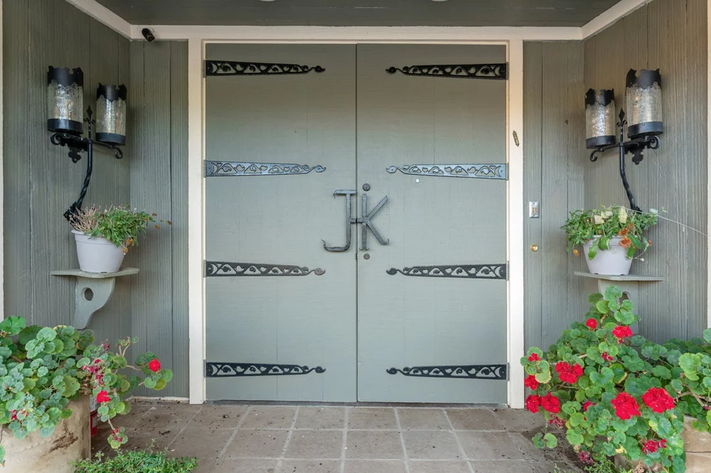 Circle K Ranch — round house photograph 83