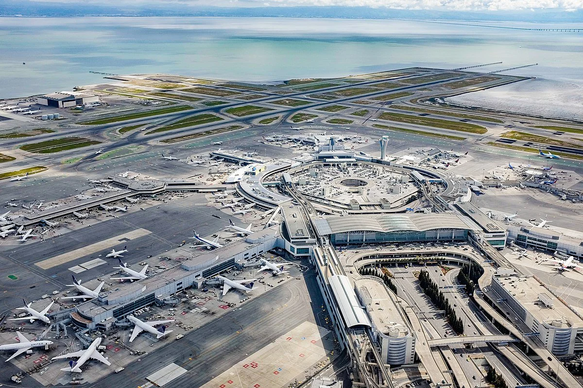 San_Francisco_International_Airport_-_aerial_photo (1).jpg