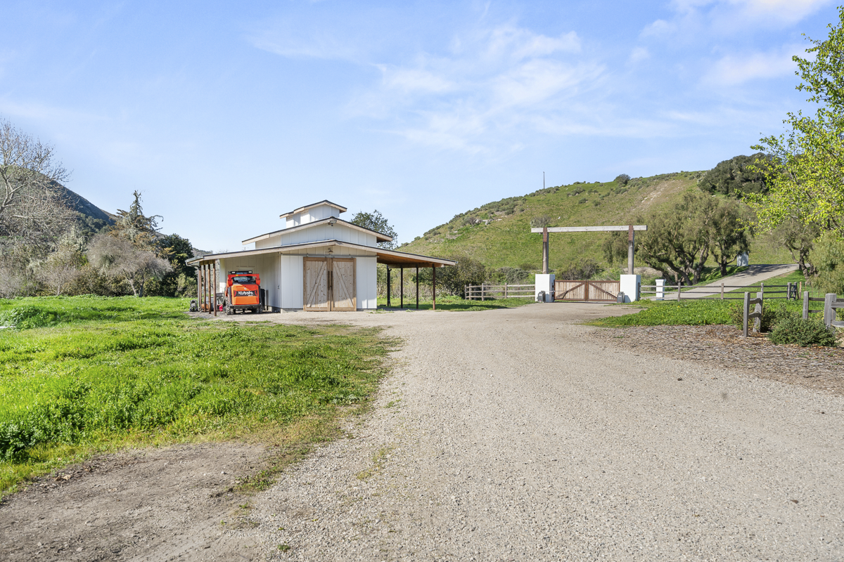 Big Bend Ranch - July 2026 - Web-015.png