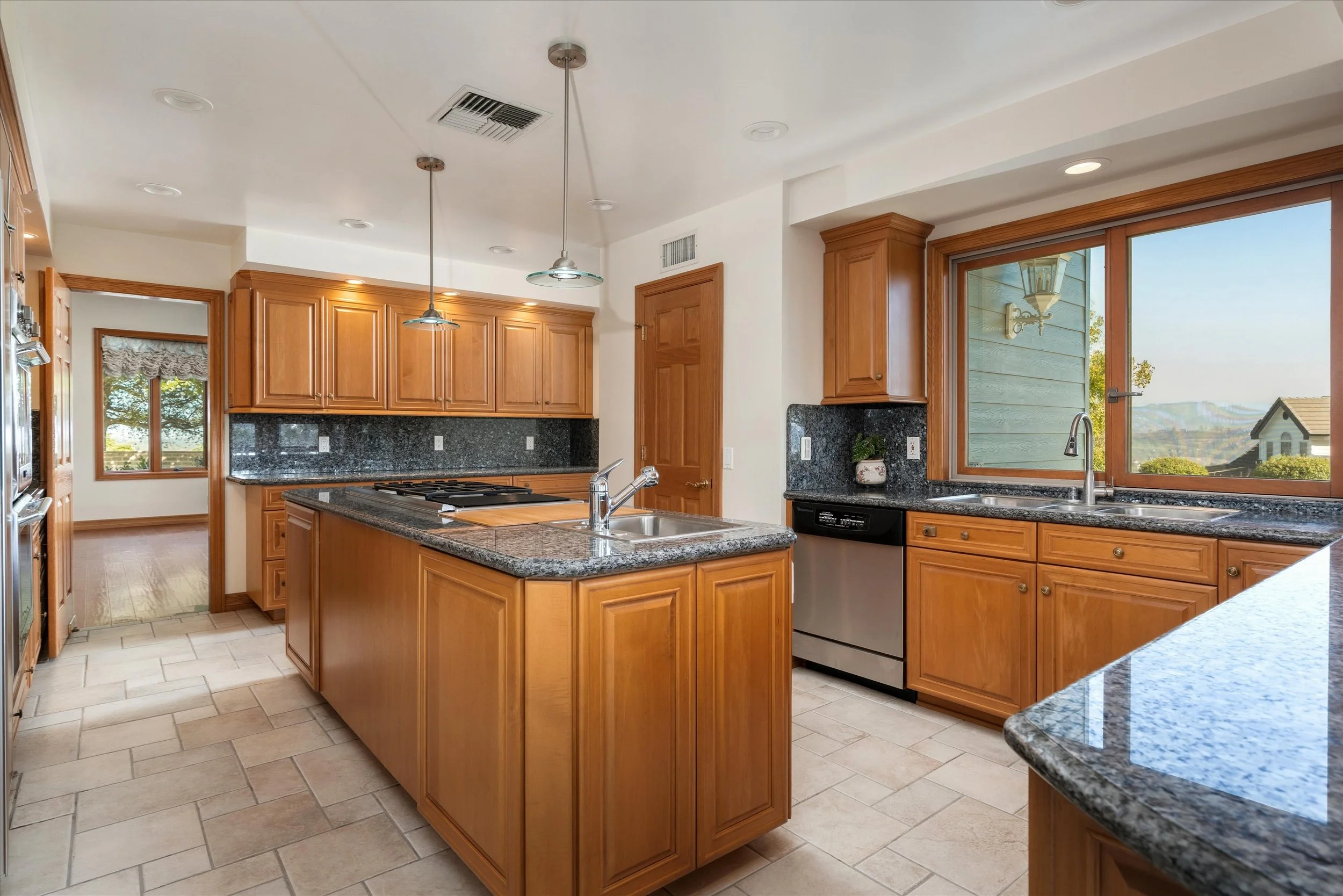 18-6150 Baja Vista Dr - 18.jpg