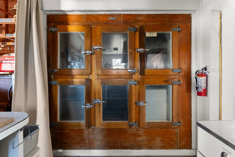 The Halfway Station — property photograph 20