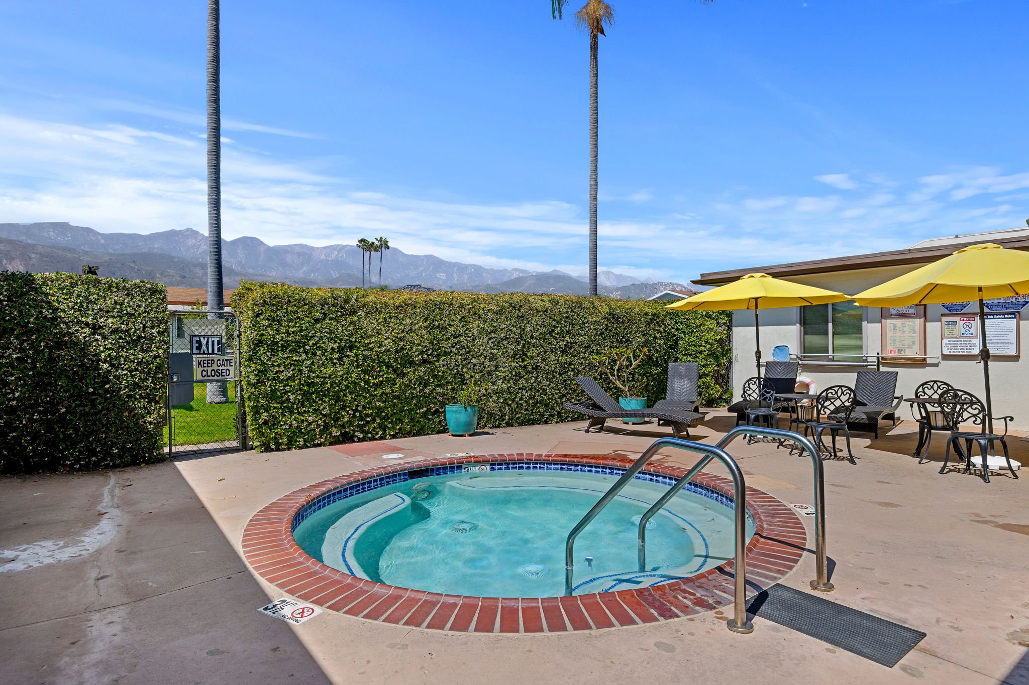 24-Rancho Granada Jacuzzi.jpg