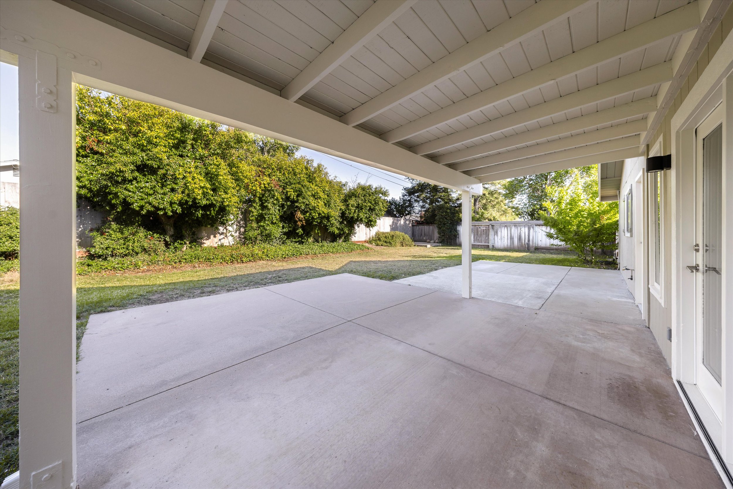 23-68 Hickory Way - 23.jpg