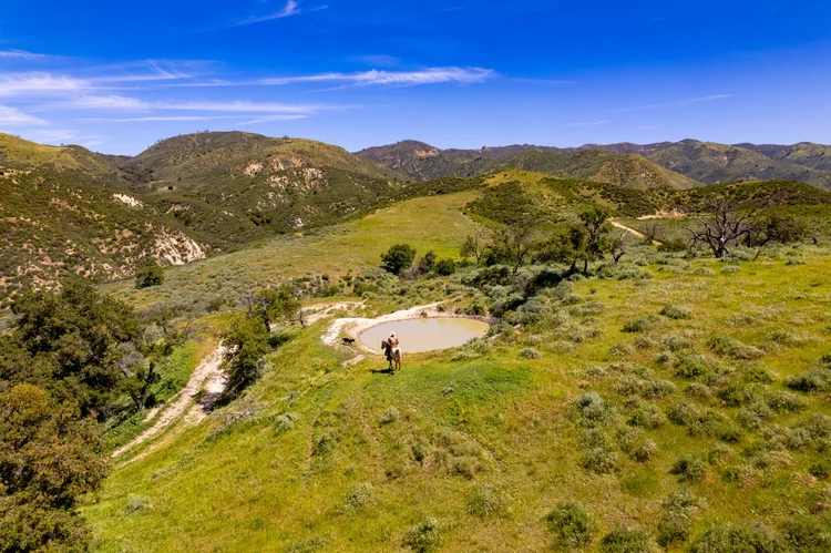Poe Ranch — property photograph 16