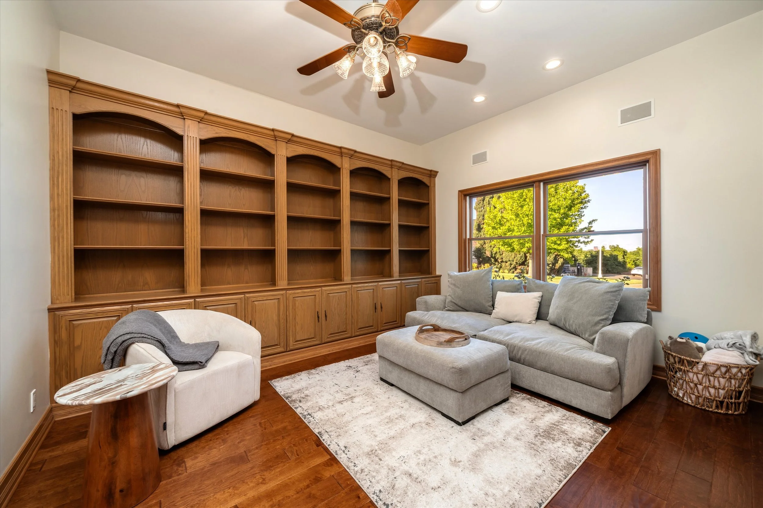 08-6150 Baja Vista Dr - 8.jpg