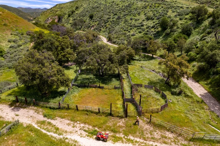 Poe Ranch — property photograph 3