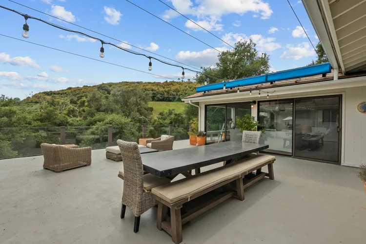 10697 Calle Quebrada — property photograph 11