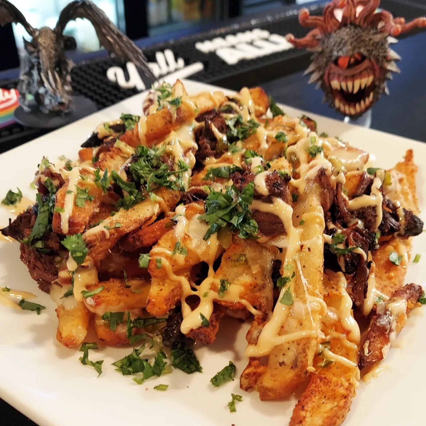 We have a special running tonight through Sunday, the Charmander Snack! Our house fries loaded with beef, cheese, pickled jalape&ntilde;os, and topped with honey Sriracha aoli and cilantro.

Om nom nom

#ithaca #ithacany #food #specials #gamebar #gam