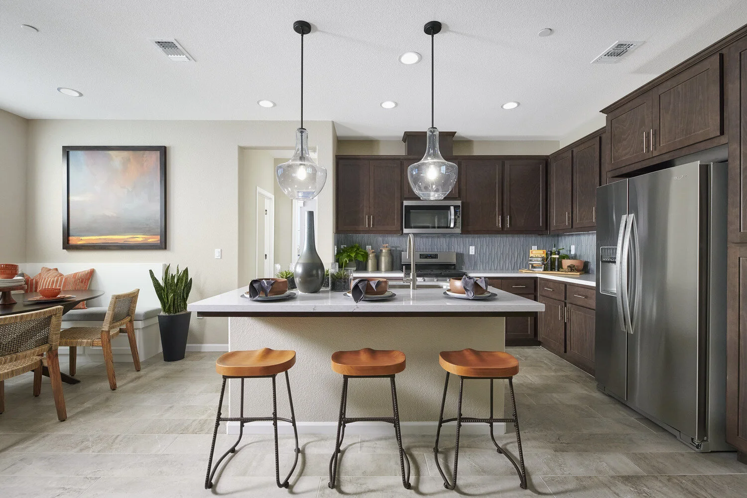 1952-11_PL5_Kitchen_Dining_OceanPlace_SheaHomes_EricFiggePhotos_medium.jpg