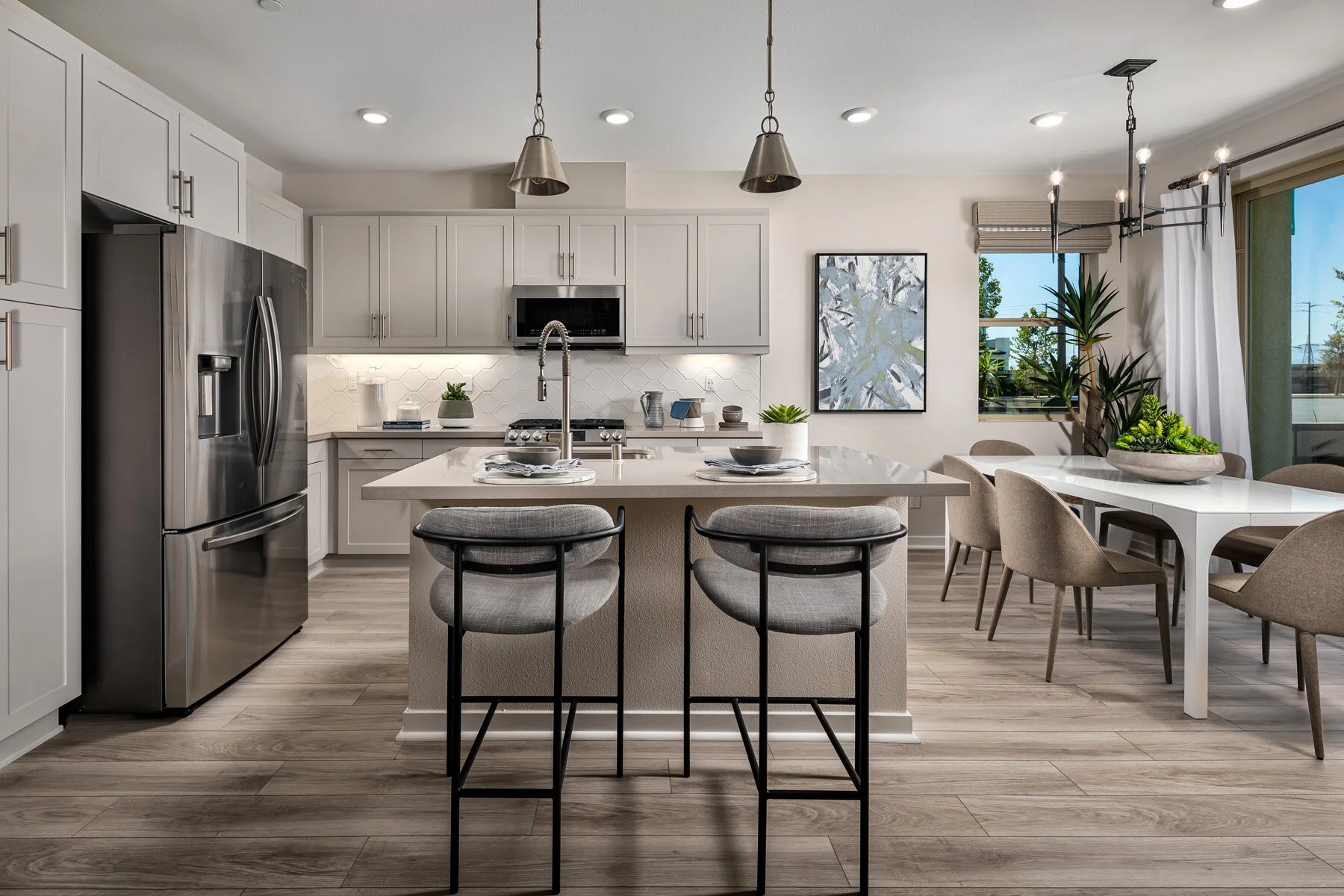 1554-25-PL1-Kitchen_Everly_Brookfield-LA_EricFiggePhotos_medium.jpg