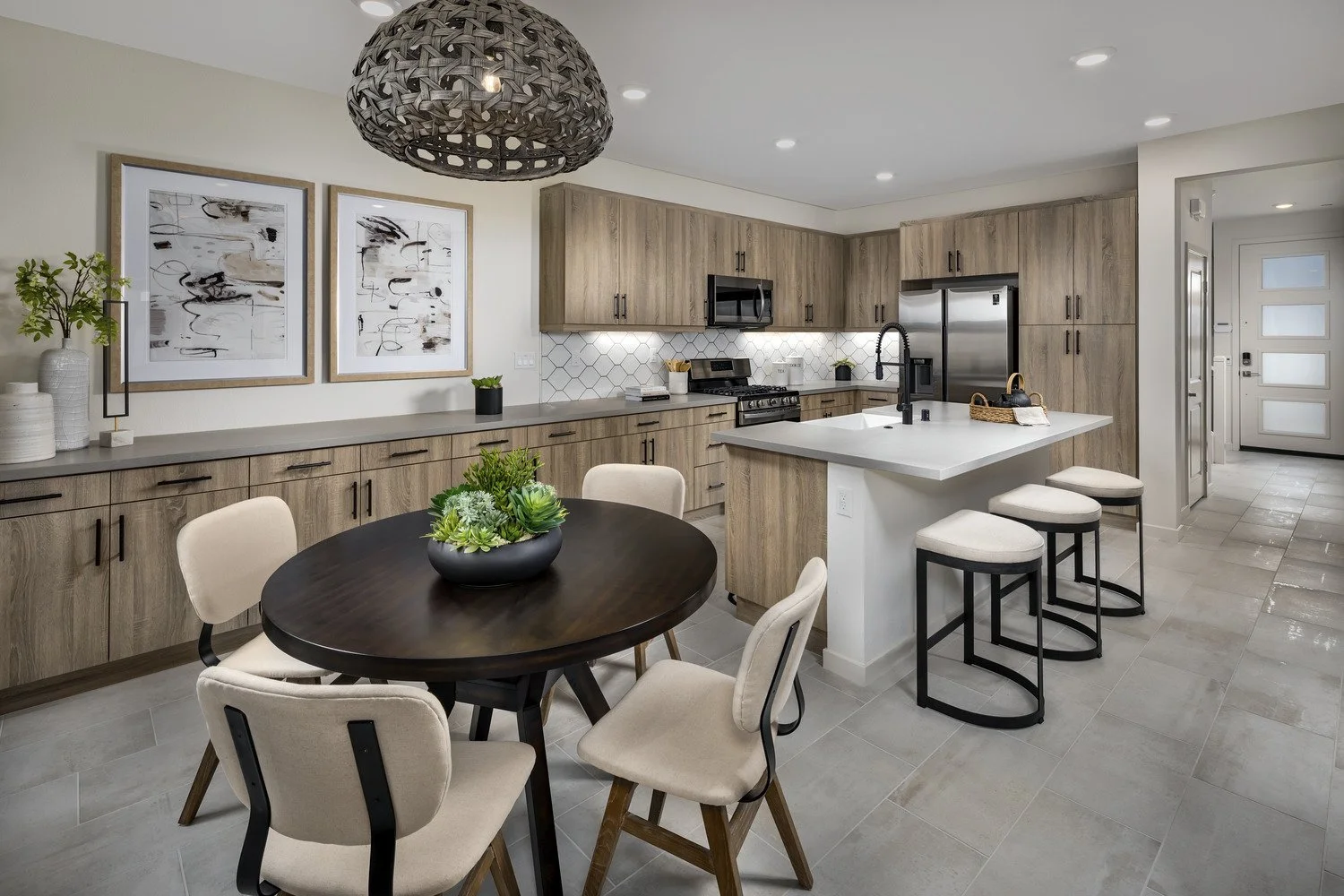 4-Rohe_Res 1_Kitchen_medium.jpg