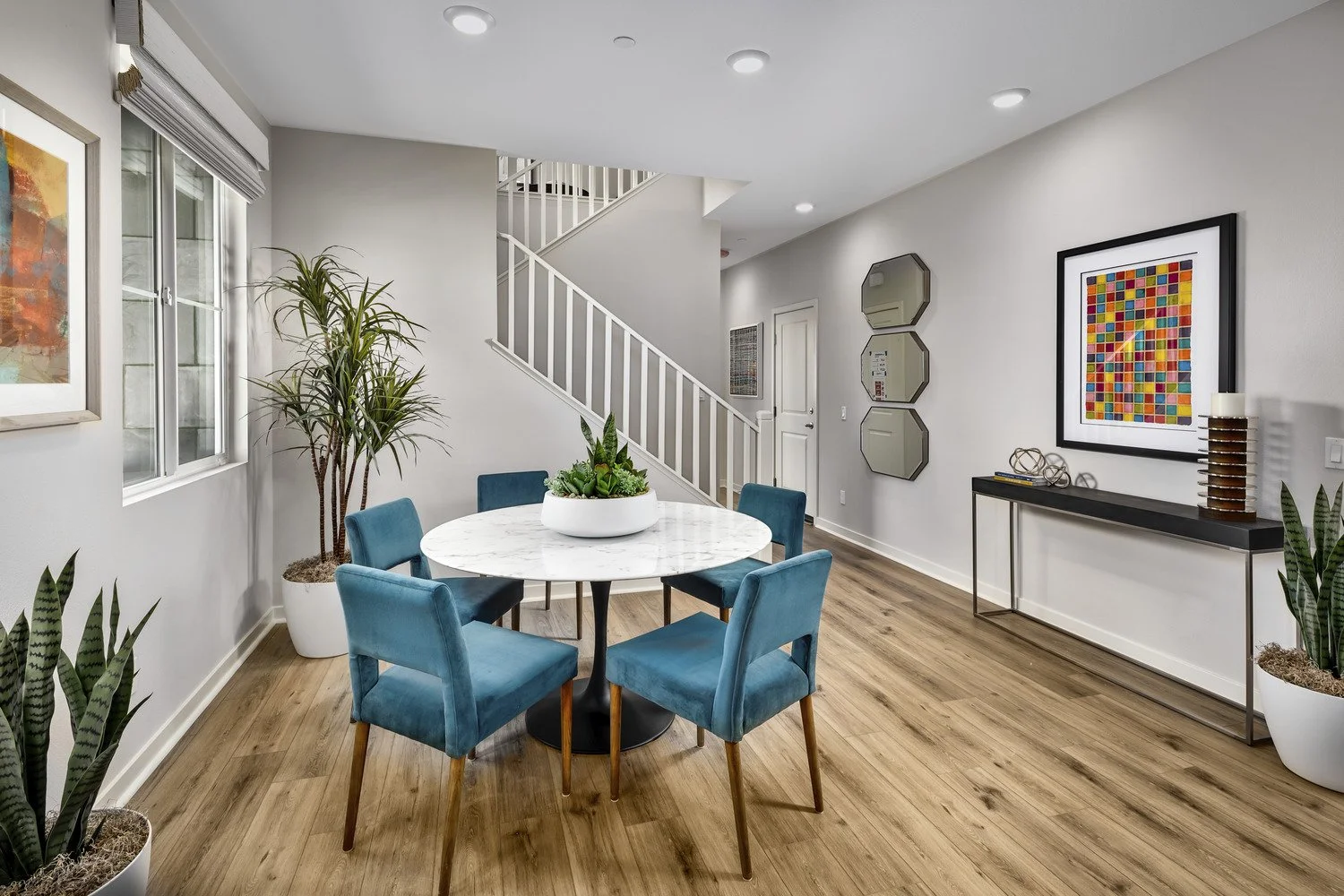 7-Rohe_Res 3_Dining Room and Entry_medium.jpg