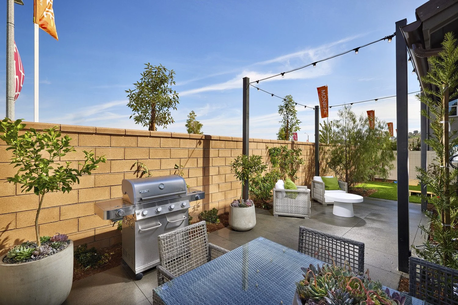 Plan 3 - Rear Yard 2_medium.jpg