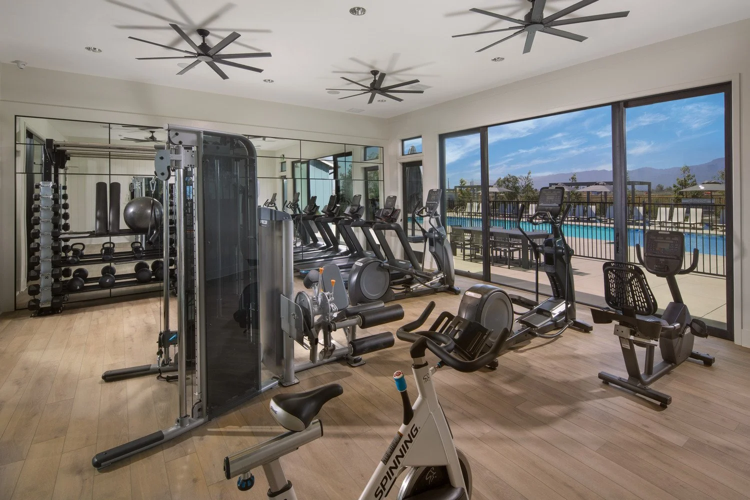 2030-03_Gym_LincolnRecCtr-TheNewHomeCo_EricFiggePhotos_medium.jpg