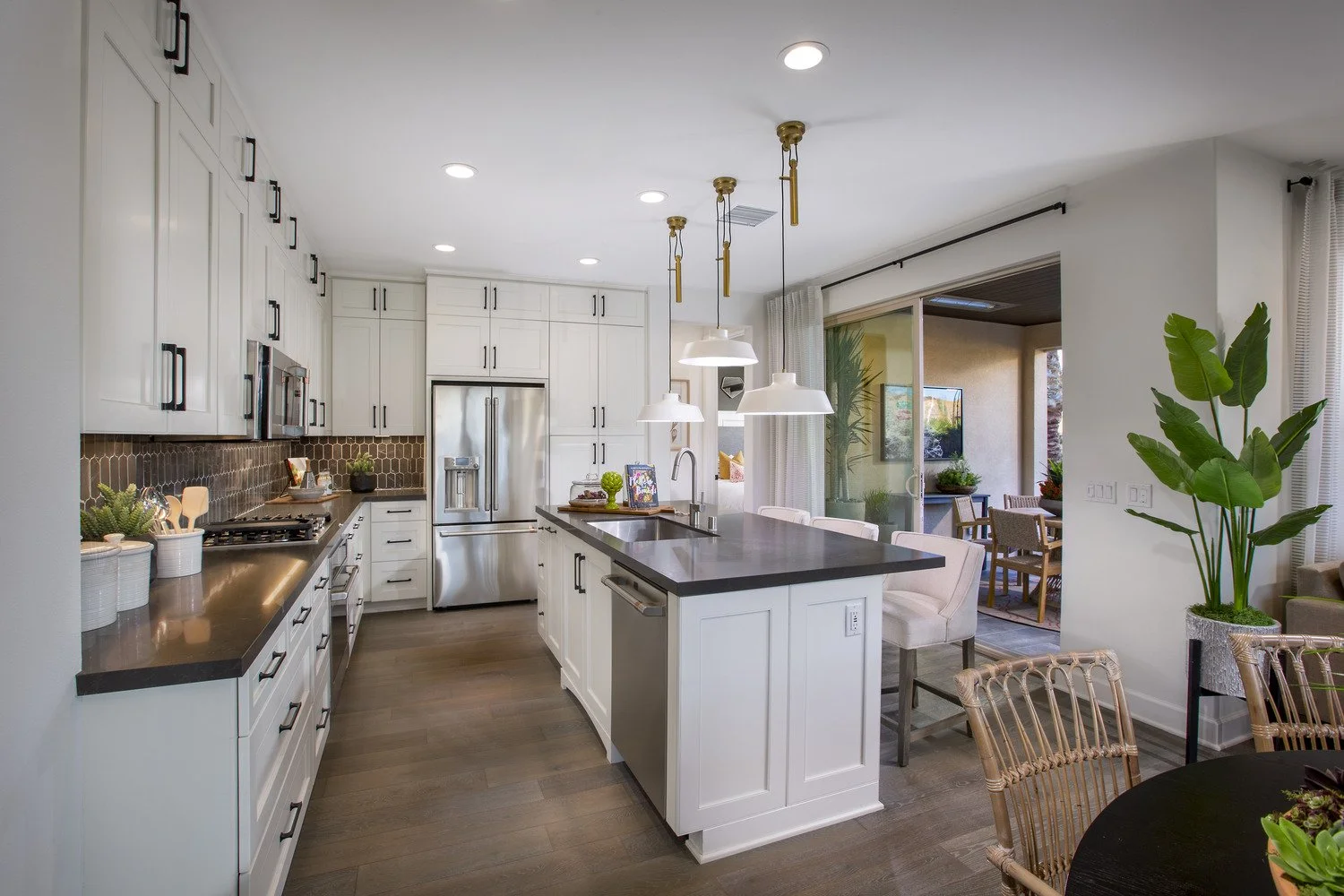 2027-03-PL3_Kitchen_Pomelo-TheGrove-SheaHomes_EricFiggePhotos_medium.jpg