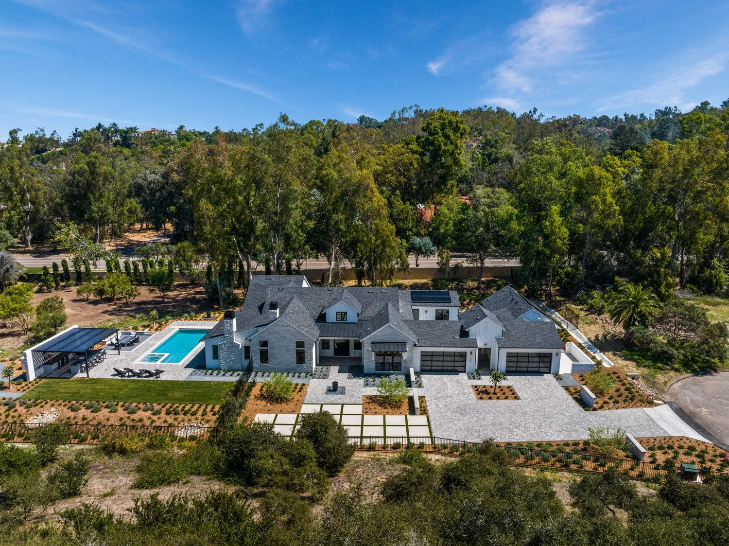 16073 Via Monte-3_medium.jpg