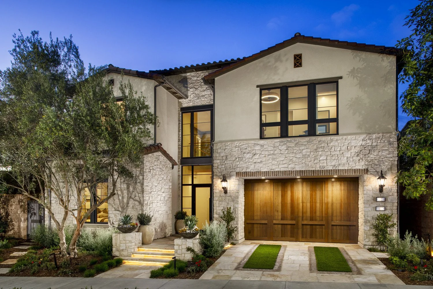 01_OH_Summit_Skyline_Avril Tuscan_Front Elevation_medium.jpg