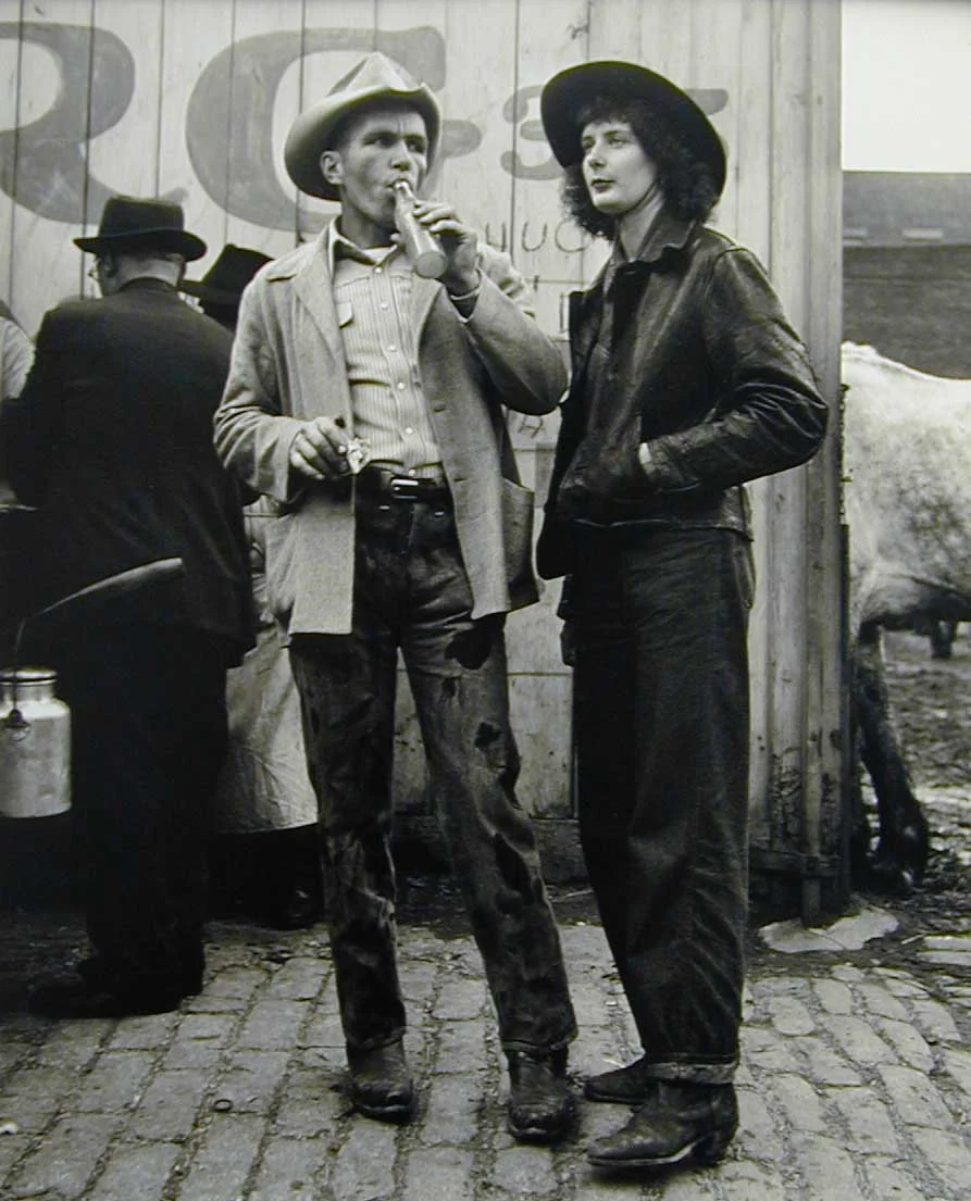 Engel_4146horseauctioncouple.JPG