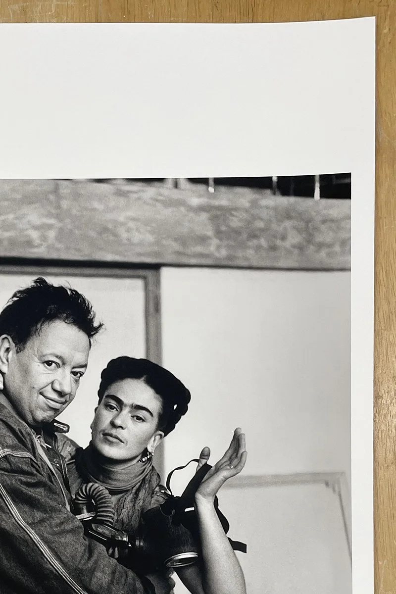 3_14218_Muray_Frida and Diego with Gas Mask.jpg