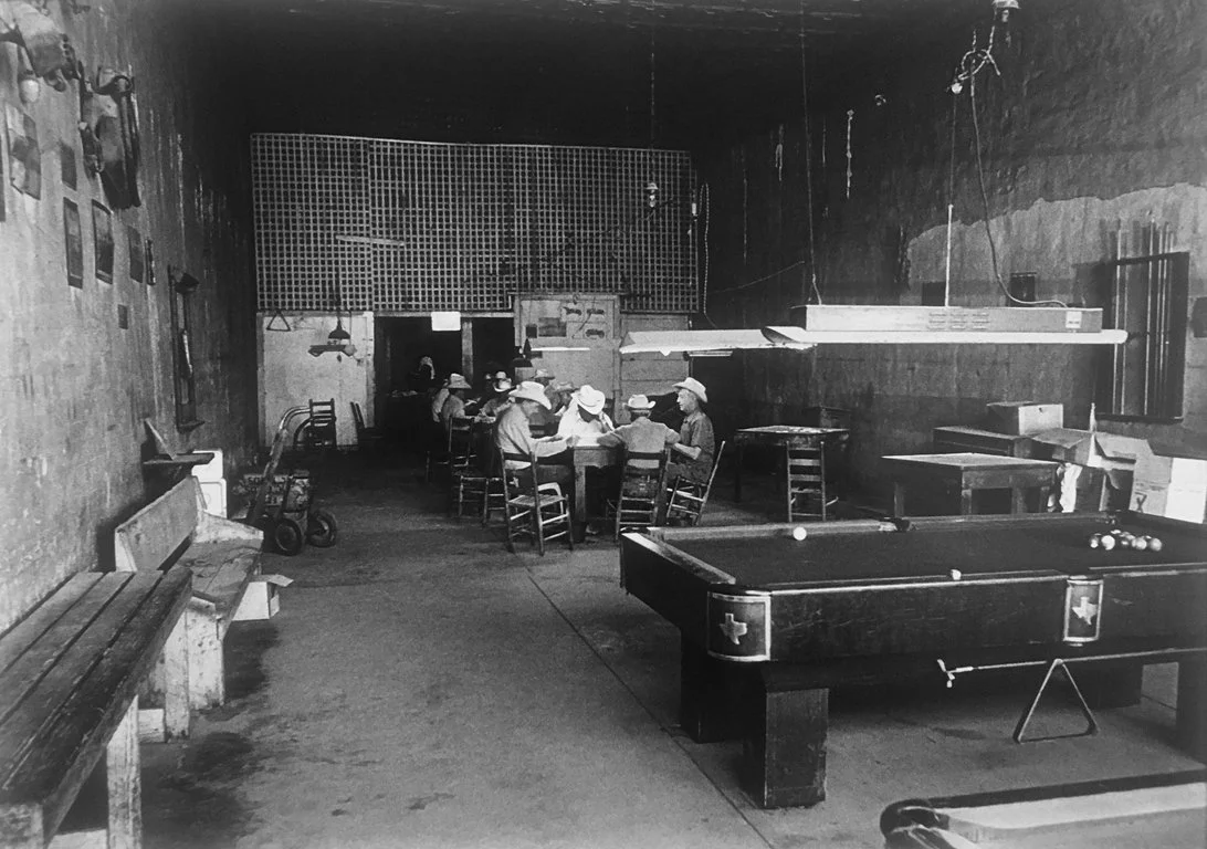 30_8544_ChrisRegas_DominoPlayers_LR copy.jpg