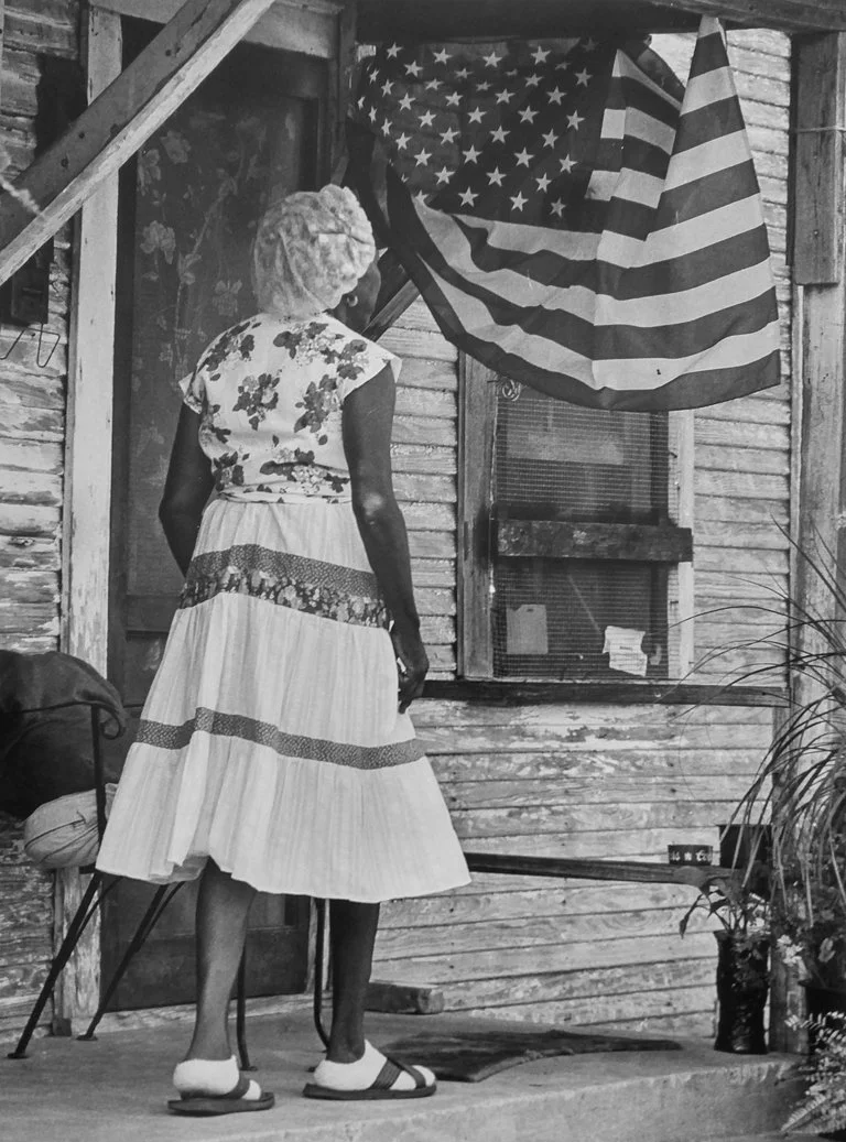 Hudnall_Lady with Flag_1987_HPDNBGallery_LR.jpg