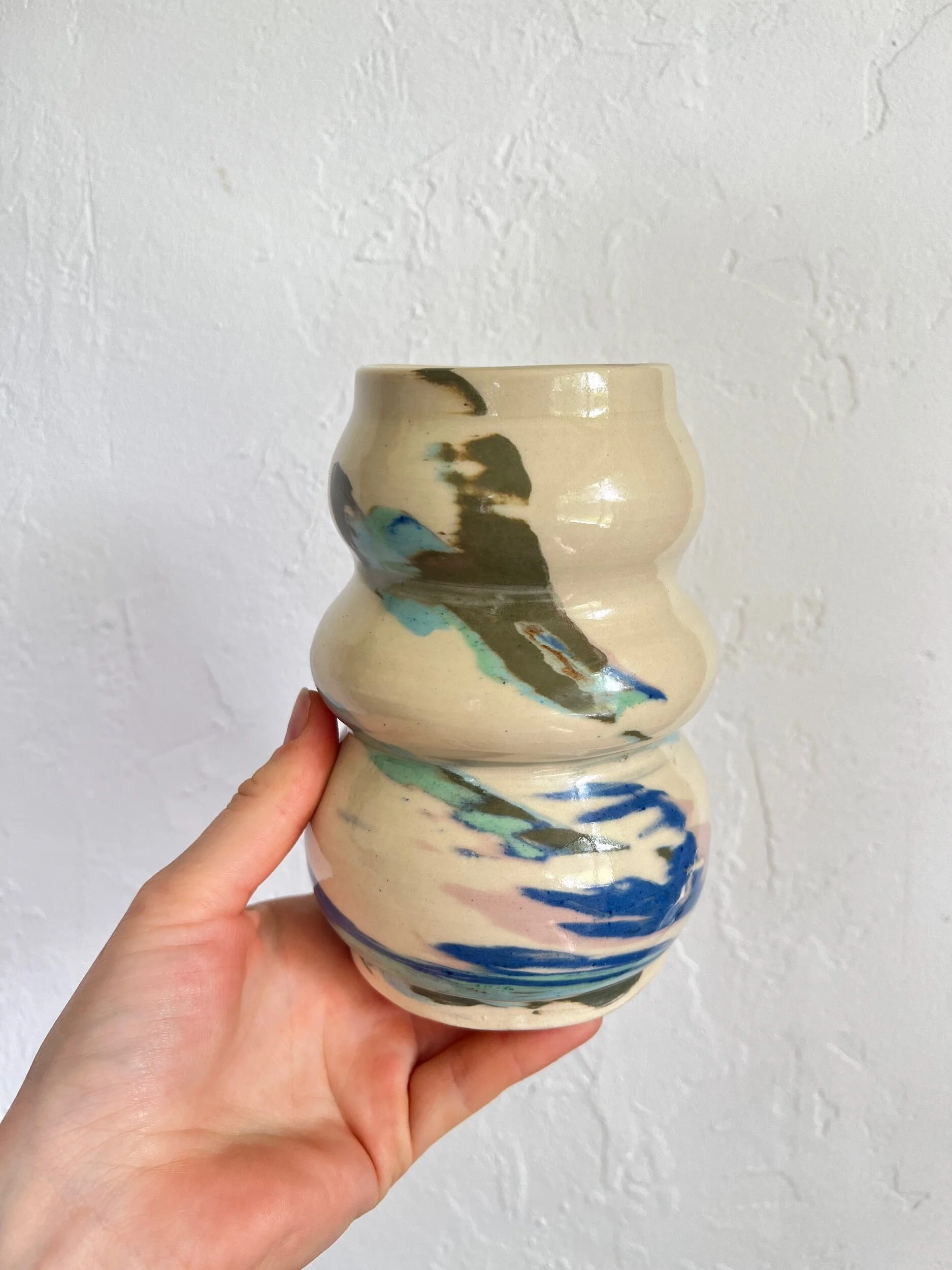 5C6BDDBA-3D48-4A74-842A-ED98AFDCF9C5