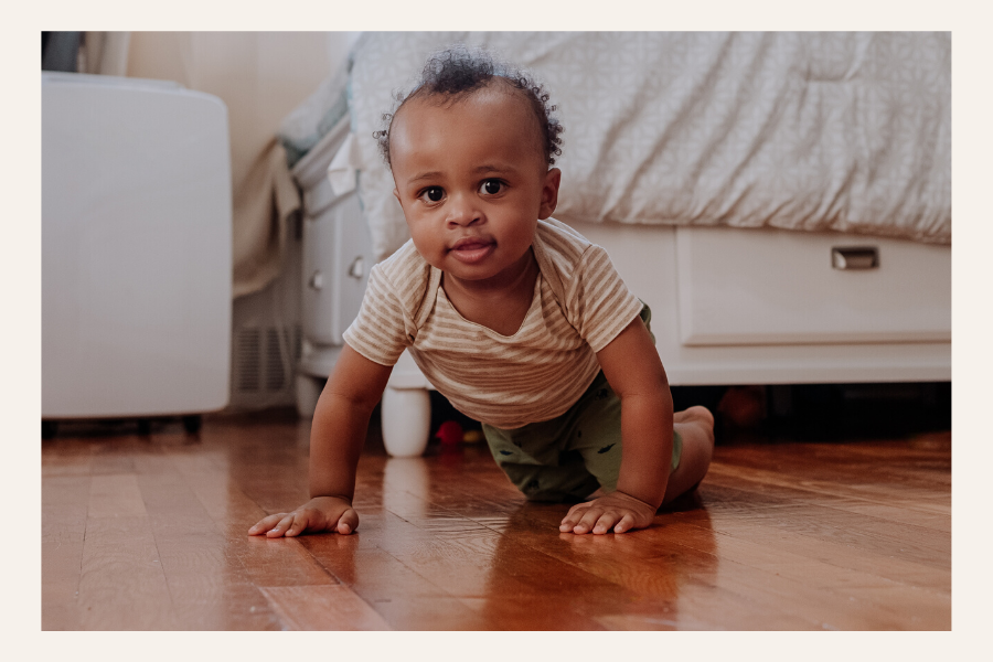 When do babies start crawling?