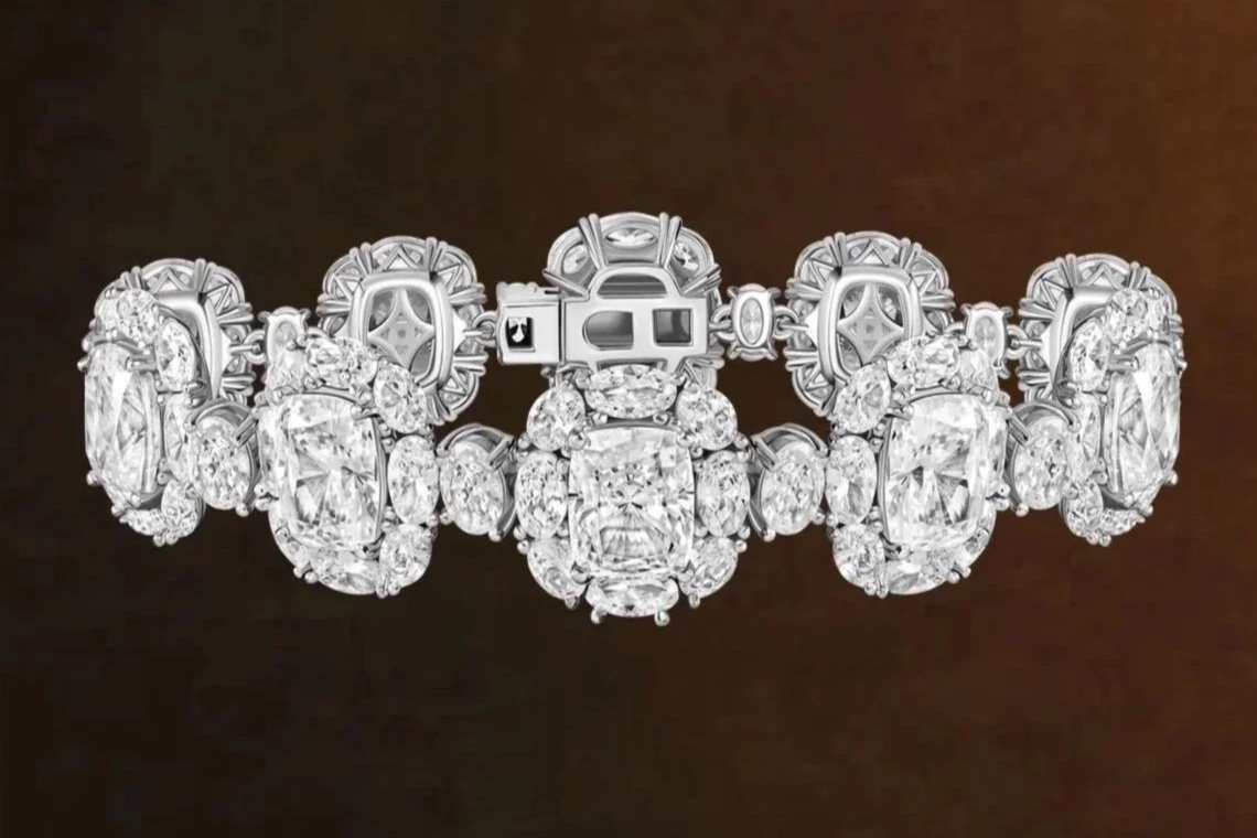 Bracelet%252B-%252B6110%252B-%252BEditorial.jpg