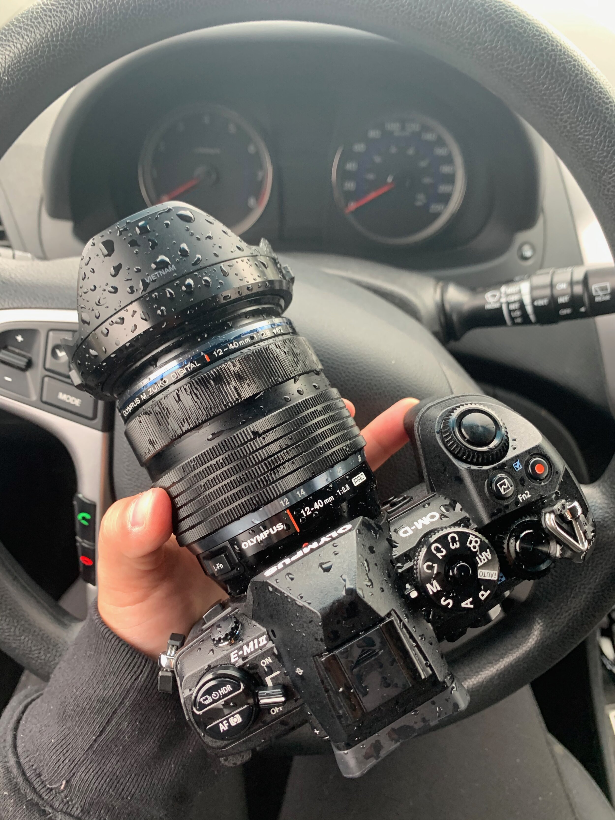 Olympus EM1 Mark II toughing the rain.