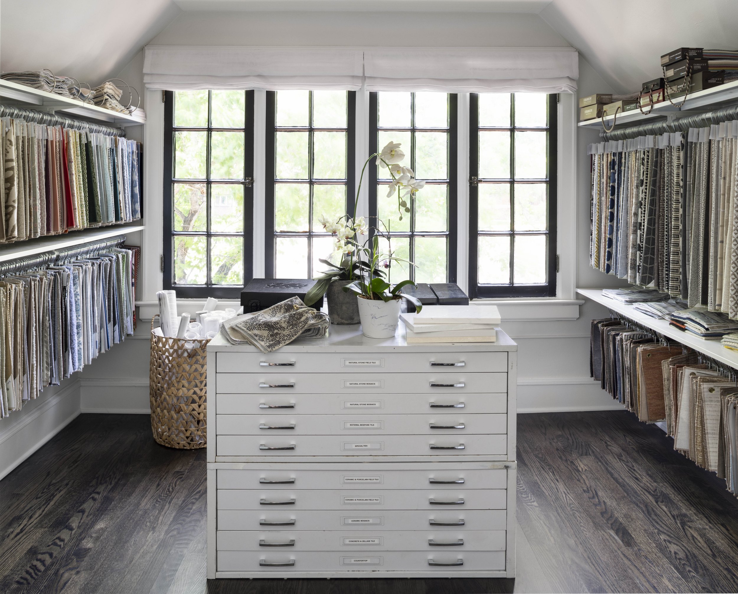 cookdesignhouse_portfolio_wellshirecottageCDHheadquarters04.jpg
