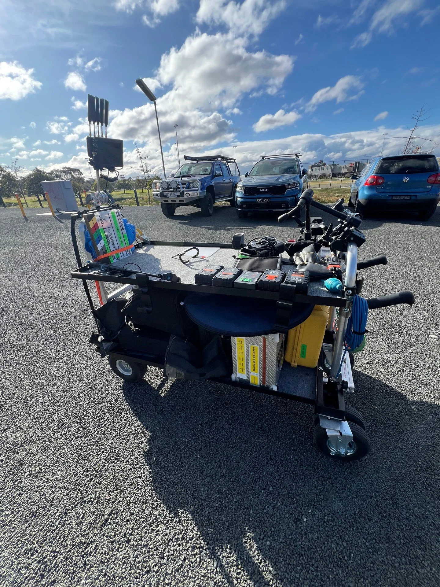 Appreciation post for our biggest camera trolley that transports us between locations with everything we need to shoot (tripods, lenses, lighting, wireless video monitoring, sound gear and more).

Built for nearly all condition and with a serious pay